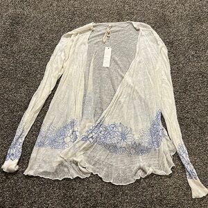 Mystree light thin cardigan with blue floral design